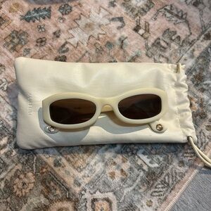 Aureum Cream Sunglasses with Case